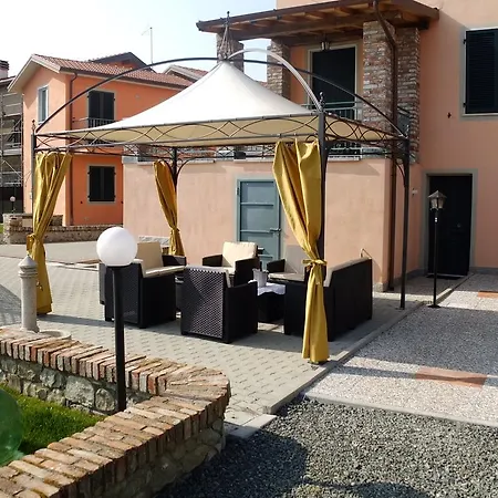 아파트 La Fonda Casa Vacanze-appartamenti Con Piscina 산토 스테파노 디 마그라